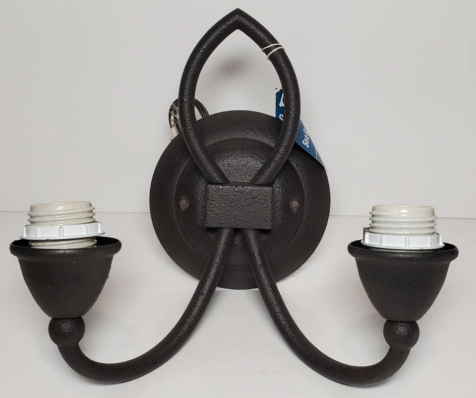 Tocador de 2 luces Sea Gull Lighting Pemberton, grano de pimienta con vidrio de crema 40074-799  Foto 3 de 4