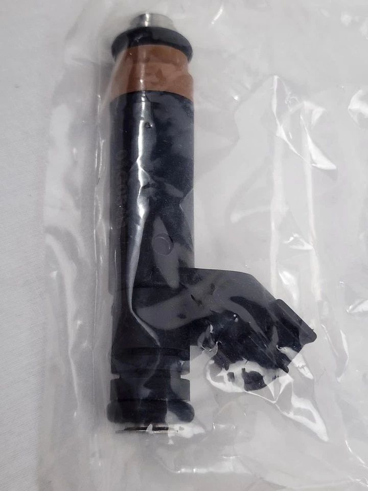 Inyector de combustible BWD Ford Escape, Taurus, Explorer, Mustang (63843) - EE. UU. Foto 4 de 4