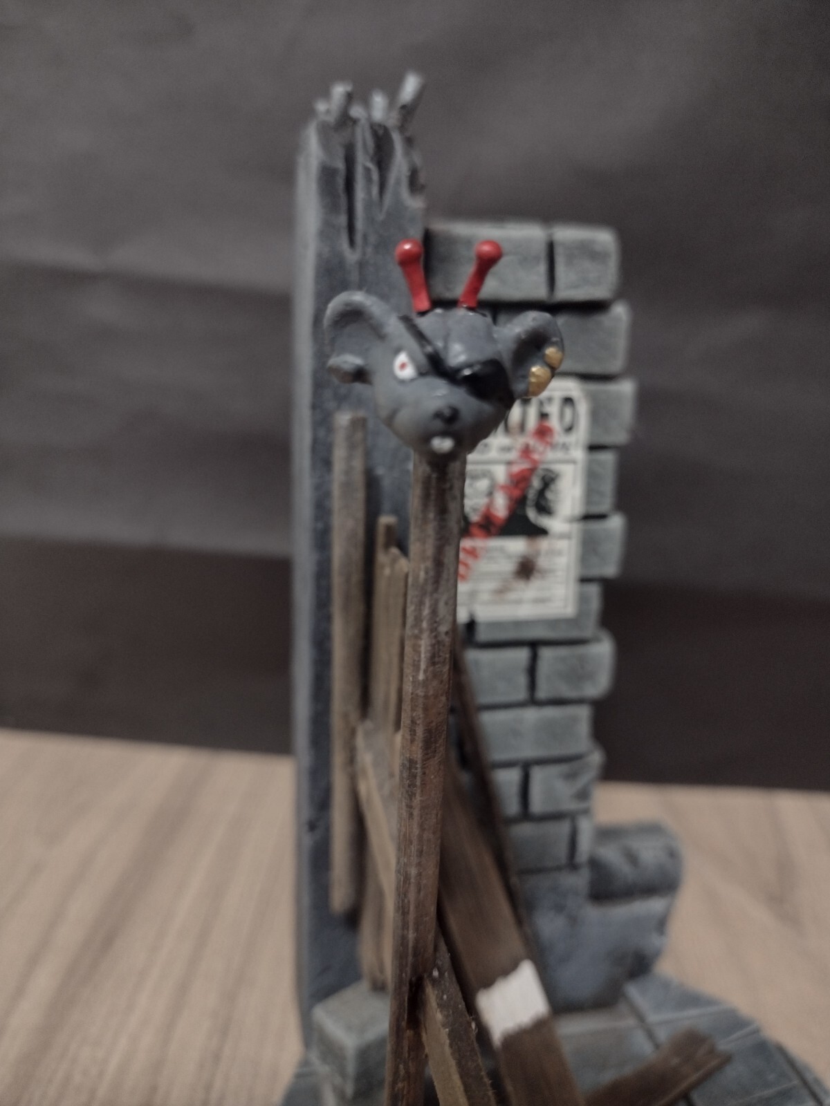 Picture 1 of 4
