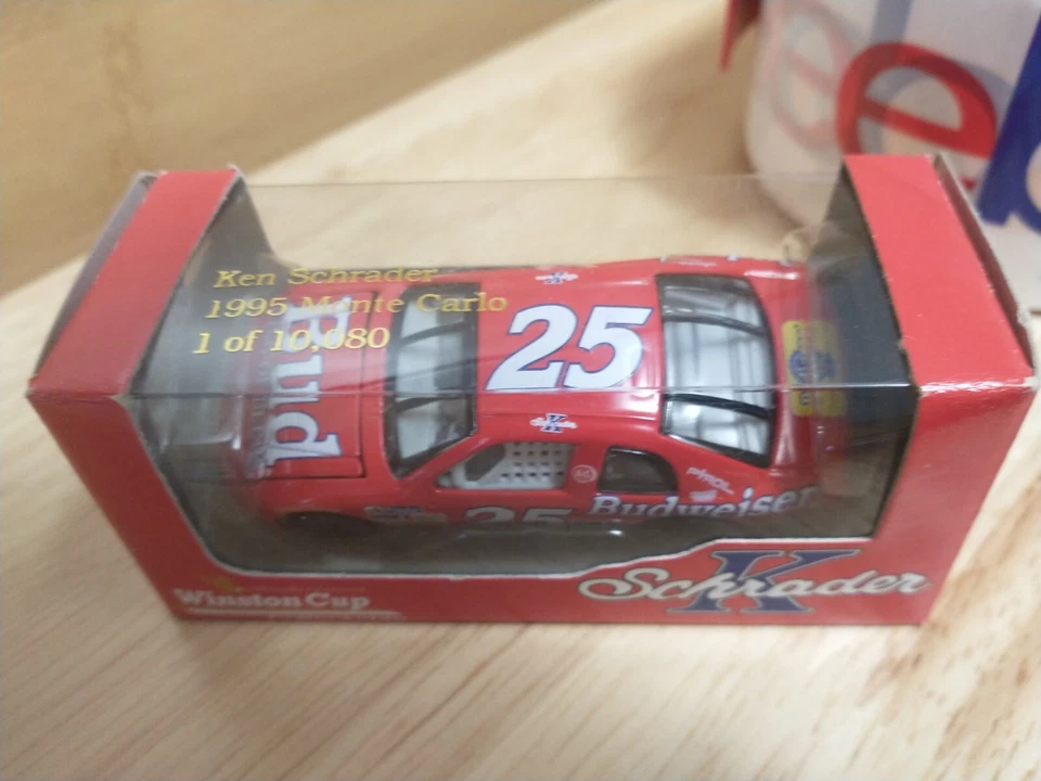 Action Racing NASCAR 1/64 diecast #25 Budweiser Chevy Ken Schrader 1995 NIP L/E - Image 2 of 4