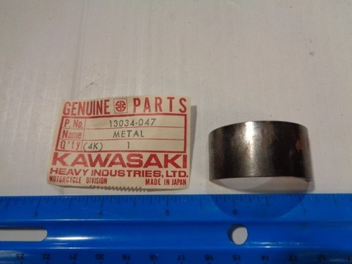 Genuine Kawasaki Metal Connecting Rod Bearing #13034-047 New - Picture 1 of 1