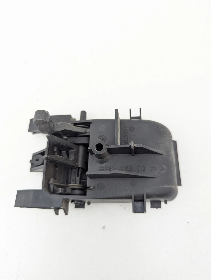 OEM 1998-2001 Mercedes ML320 3,2 L puerta trasera maletero liberación interior manija abierta Foto 4 de 4