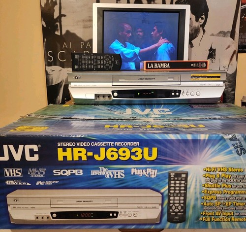 JVC HR-J693U VHS 4-Head Stereo Video Cassette Recorder w/ Remote & Factory Box - Picture 2 of 13
