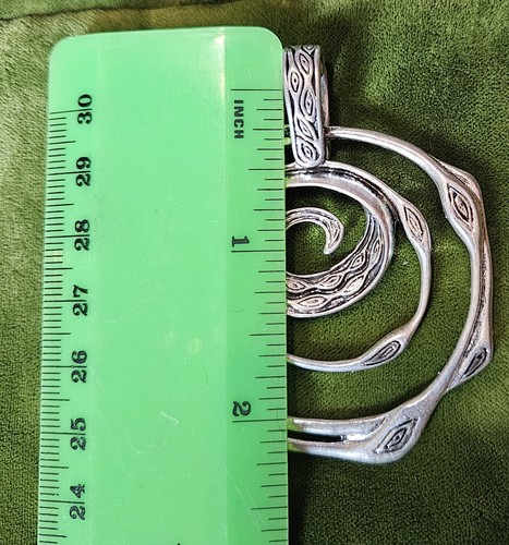 Premier Designs ciondolo a vortice argento chiusura magnetica circolare senza catena gioielli - Foto 4 di 5