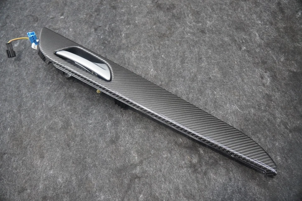 Tira de panel de fibra de carbono para puerta trasera derecha Mercedes GLE43 C292 cupé 2016-19 Foto 2 de 4