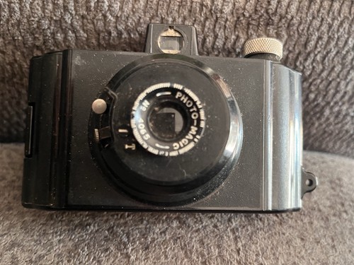 Vintage British Photo Magic No. 4065 Bakelite Camera & Case UNTESTED (CAM31) - Afbeelding 9 van 18