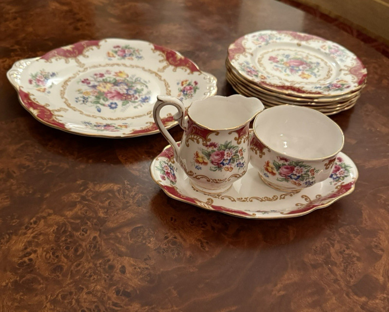 Canterbury Royal Albert Fine China Set Of 10