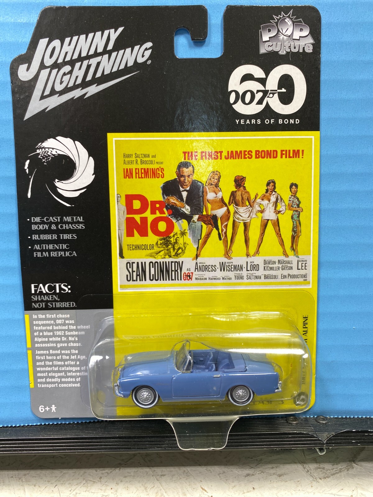 1/64 JOHNNY LIGHTNING JAMES BOND OO7 DR. NO 1962 SUNBEAM ALPINE ROADSTER BLUE