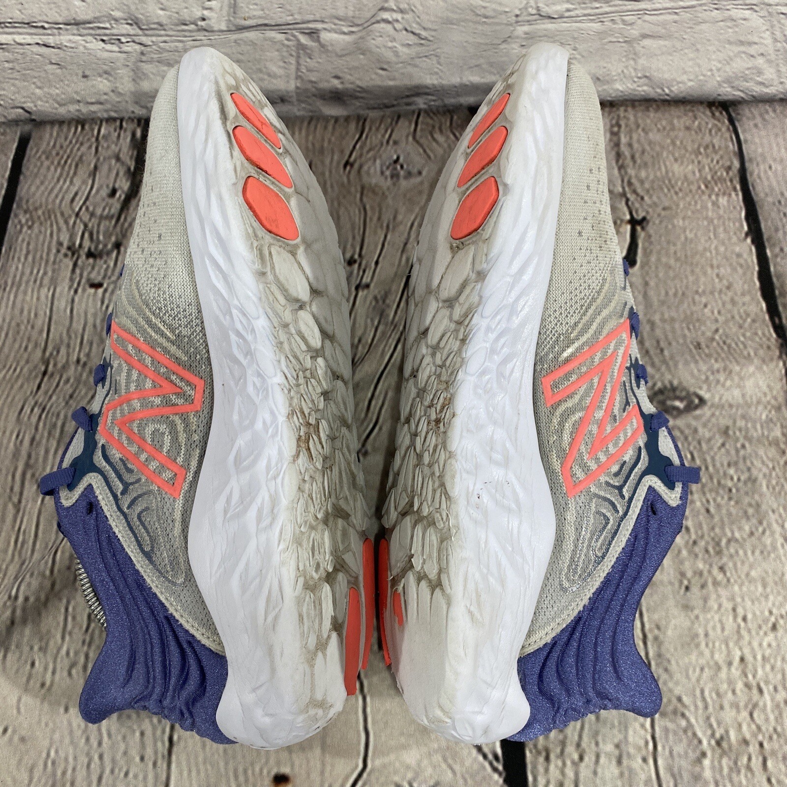 New Balance Womens Fresh Foam Beacon V3 WBECNBG3 Gray… Gem