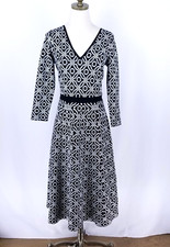 Boden Midi Sweater Dress Size 8 Black White Geometric V-Neck 3/4 Sleeve