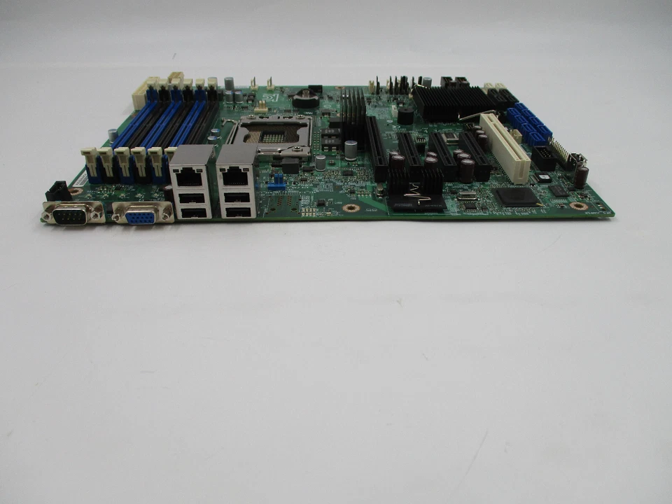 Placa madre Intel DBS1400FP4 S1400FP4 LGA 1356 para servidor P/N: G51107-204 probada Foto 2 de 4