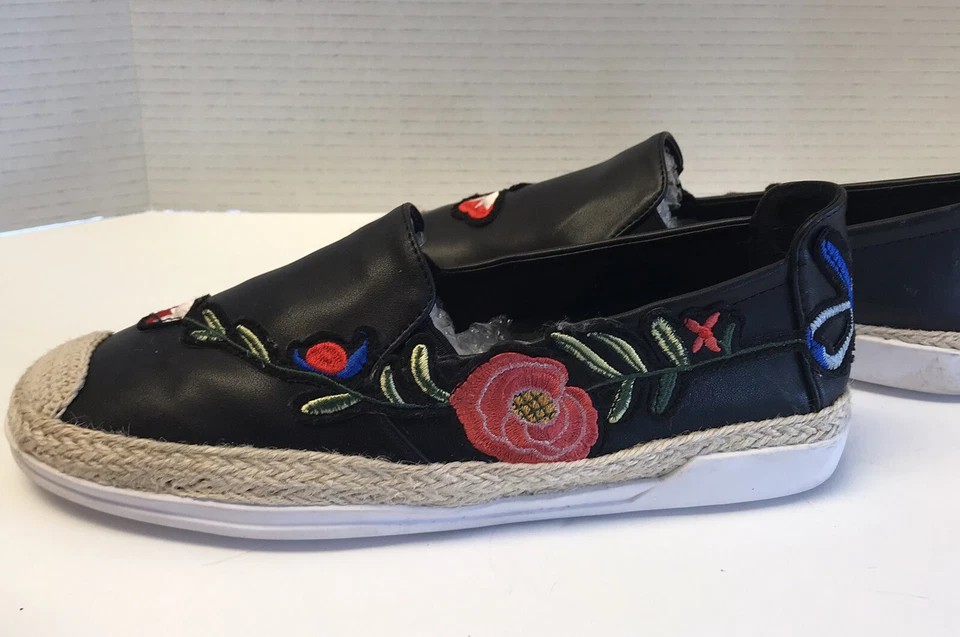 WANTED Mujer Talla 10M Alpargatas Zapatos Sin Cordones Puntera Floral Bordado Foto 2 de 4