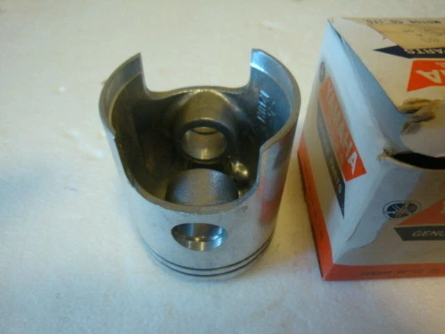 Nuevo de Lote Antiguo Yamaha 1967 YR1 1968 YR2 350 Pistón 2do O/S 168-11636-00 Foto 2 de 3