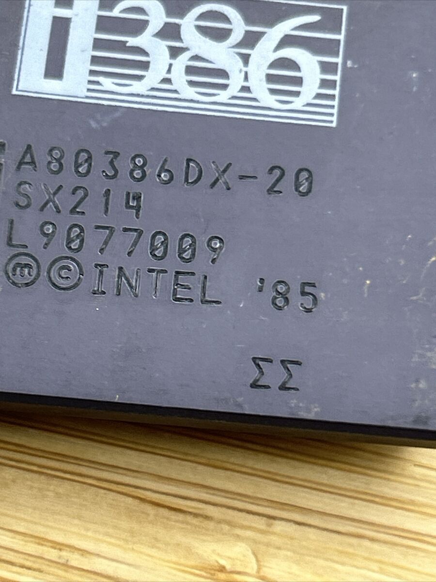 Intel 386DX-20 Mhz Double Sigma PGA Processor i386 A80386 Intel 386DX-20 Mhz Double Sigma PGA Processor i386 A80386