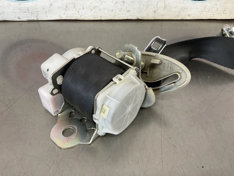 Infiniti G37 2010 conductor cinturón de seguridad trasero izquierdo tensor retractor OEM 22BHYA Foto 3 de 4