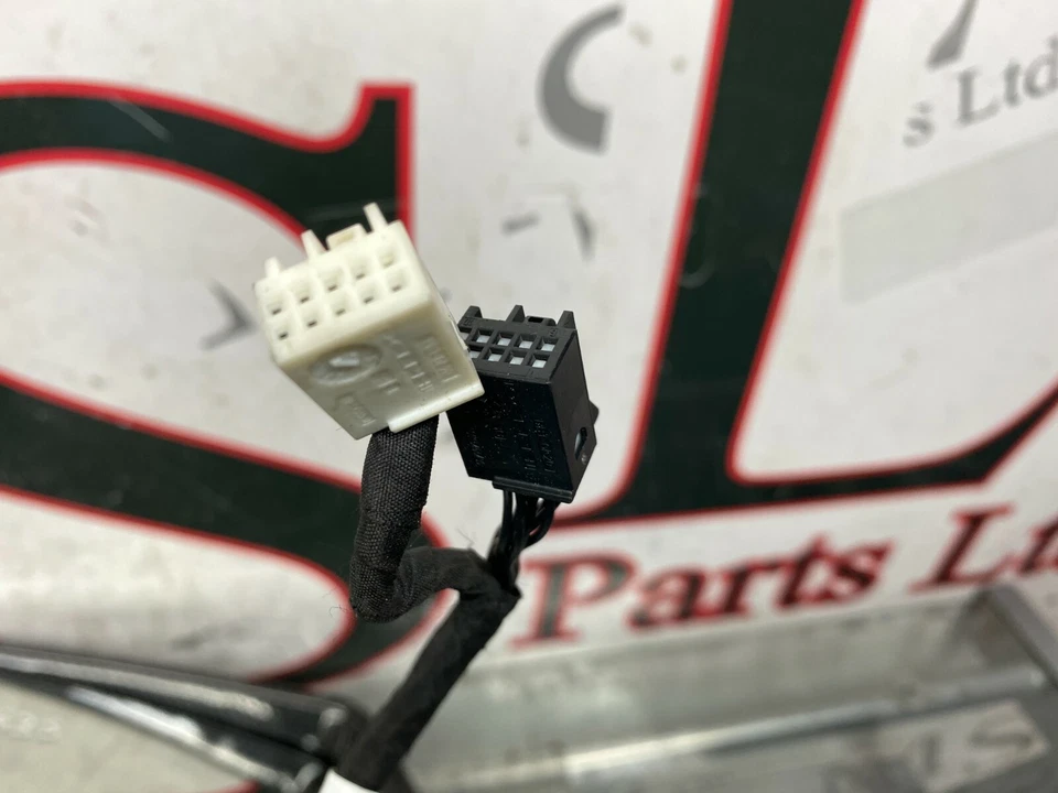 (AS) MERCEDES BENZ W218 CLS 63 AMG ESPEJO ALA PLEGABLE LADO DERECHO A2188101816 Foto 3 de 4