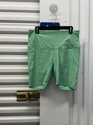 All in Motion Radshorts Damen XL All in Motion grün mit Taschen - Bild 1 von 4