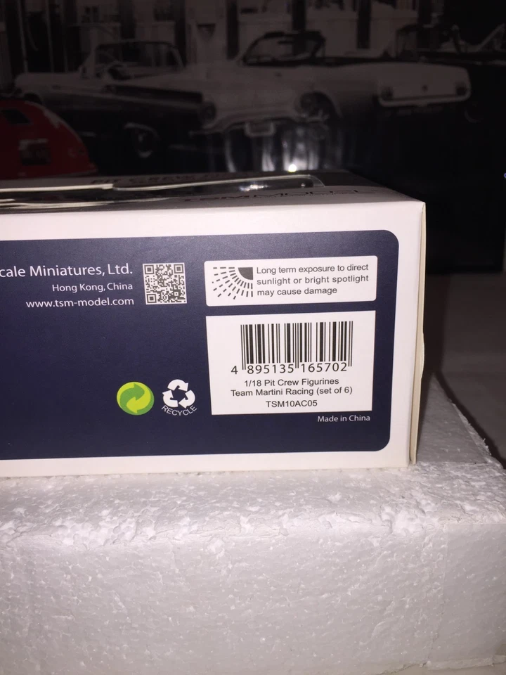 1/18 TSM Figurine Pit Crew Figurines Team Martini Racing Set of 6 TSM10AC05 - Image 3 of 4