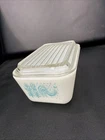 Pyrex vintage Amish Butterprint refrigerator dish 1.5 pints With Lids