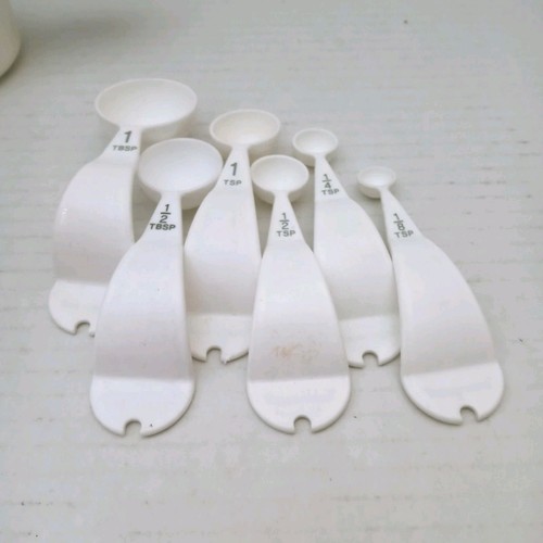 Tupperware Curved Handle Measuring Cups Spoons Stacking White Set of 6 Each - Bild 2 von 5