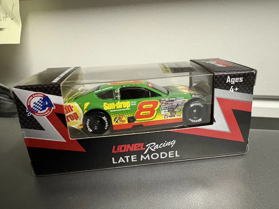 ERROR Earnhardt Dale Jr 8 Sundrop último modelo 2025 Lionel Action NASCAR 1/64 L@@K Foto 4 de 4