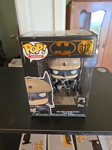 Funko Pop! Vinyl: DC Universe - Batman (Red Son 2003) #312