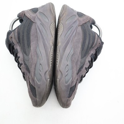 Yeezy 700 V2 Vanta