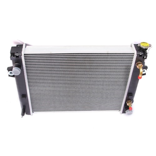 Aluminum Radiator For Toyota Forklift 7FGU20 7FGU25 OE 16420-U2170-71 - Picture 4 of 9