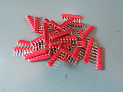 BI TECH  L083C220 Qty of 250 per Lot RESISTOR,NETWORK,FILM,ISOLATED,0.8W,THROUGH