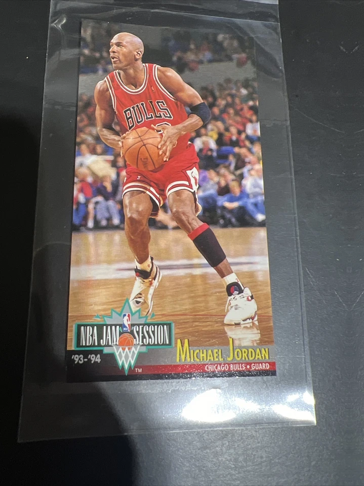 1993-94 Fleer NBA Jam Sessions #33 MICHAEL JORDAN CHICAGO BULLS  THE LAST DANCE  - Image 3 of 4
