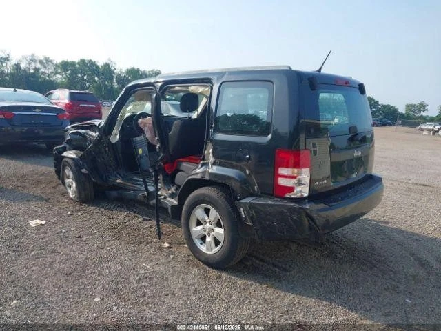 Used Right Tail Light Assembly fits: 2012 Jeep Liberty Right Grade A - Image 3 of 4