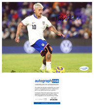 Diego Luna 'USA Men's Soccer' Signed 8x10 Photo ACOA USMNT