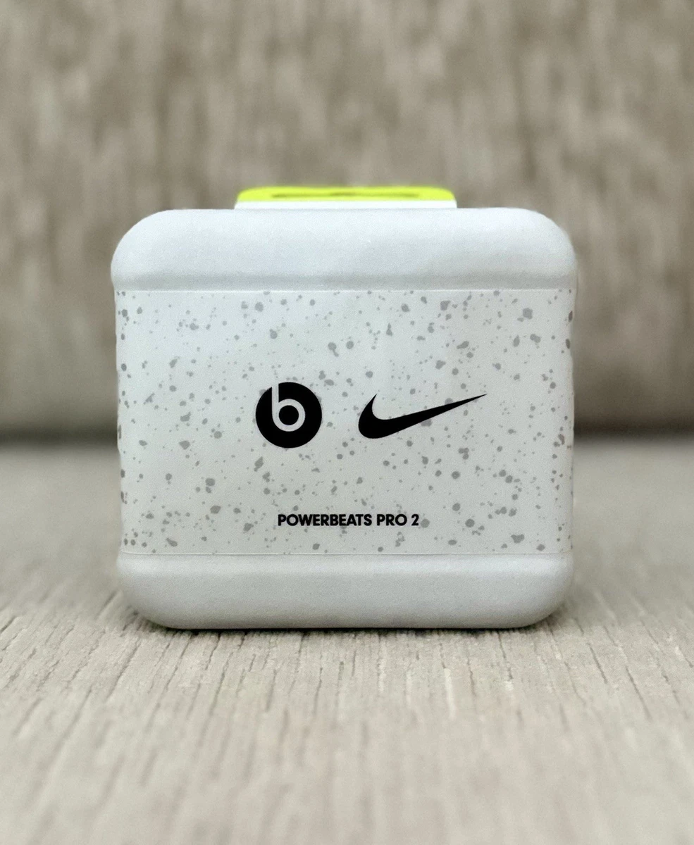 Nike Beats Powerbeats Pro 2 Volt/Black Earbuds MJ2D4LLA-010