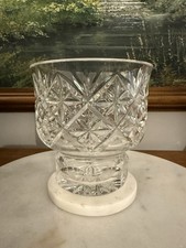 Stunning Large Lead Crystal Cut Glass Decorative Centrepiece Footed Bowl Vase