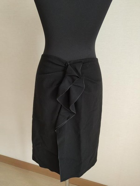 Women Tahari Skirt Black 34 / XS / 42
