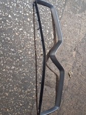 ALFA BRERA/SPIDER CENTRE BOTTOM GRILL PLASTIC SURROUND 05-12