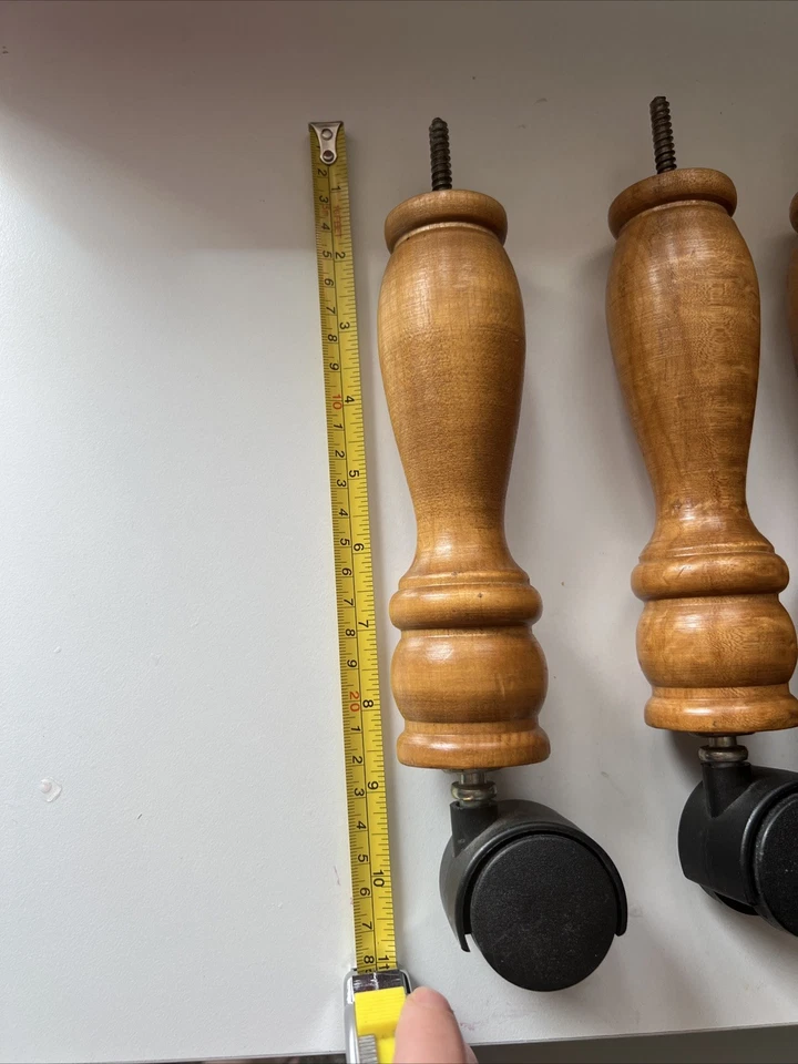 "Juego vintage de 4 patas de muebles de madera de 11"" con ruedas/ruedas de plástico" Foto 4 de 4