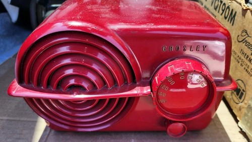 Vintage Crosley Red Bullseye Röhrenradio 11-115U Serenader Bakelit MCM Atomic FUNKTIONIERT