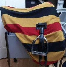 &Igrave;NEWMARKET  STRIPE RIDE ON FLEECE SADDLE COVER