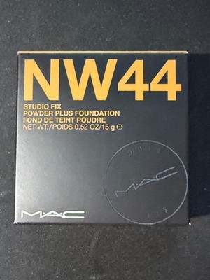 MAC Studio Fix Powder Plus Foundation - NW44 -  0.52 oz /  15 g - New In Box