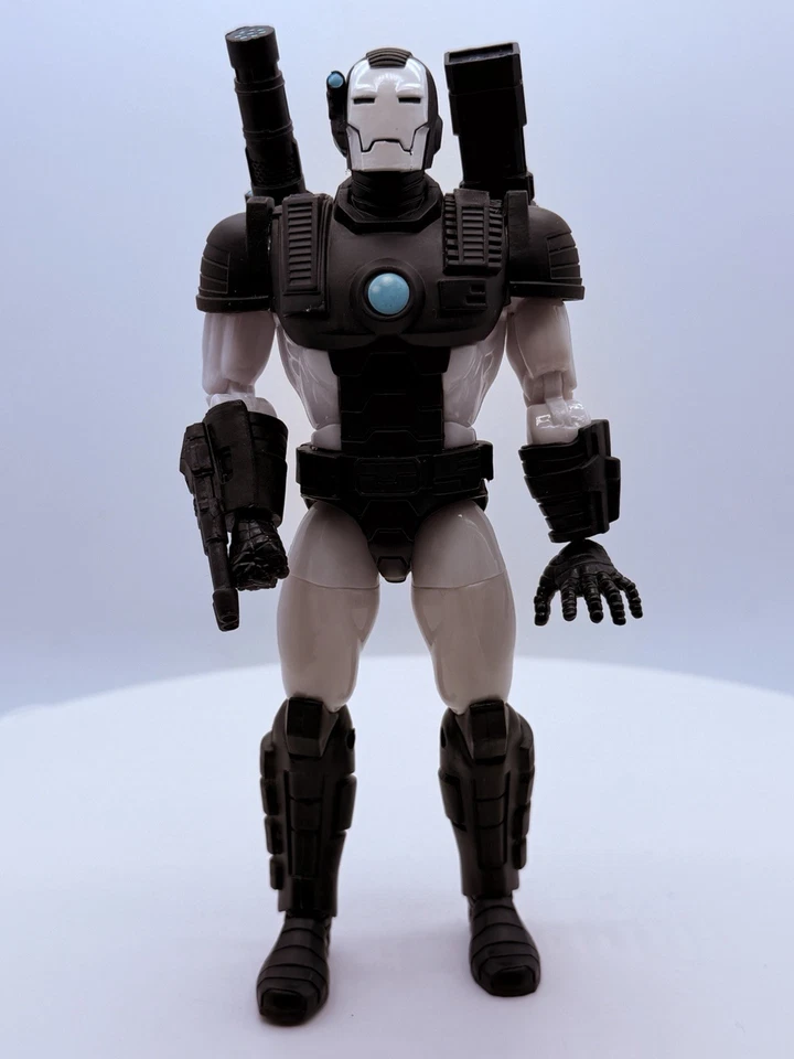 A melhor máquina de guerra! Boneco Marvel Legends War Machine Deluxe 6" solto - Imagem 3 de 4