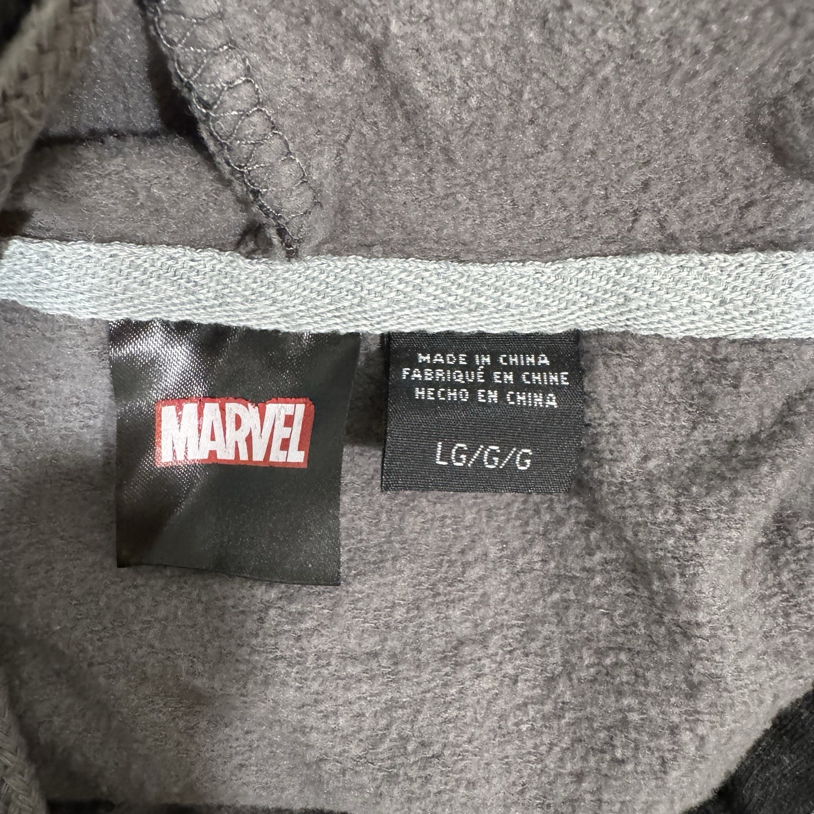 Marvel Black Panther Hoodie Mens L Gray Wakanda Forever Pullover Sweatshirt NWT thumbnail 4