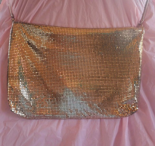 Vintage Glomesh Gold Renee Slouchy Handbag - Picture 14 of 19