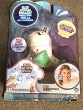 NEW Fingerling Baby Narwhal Raya White Glow in the Dark/ Lighted Horn