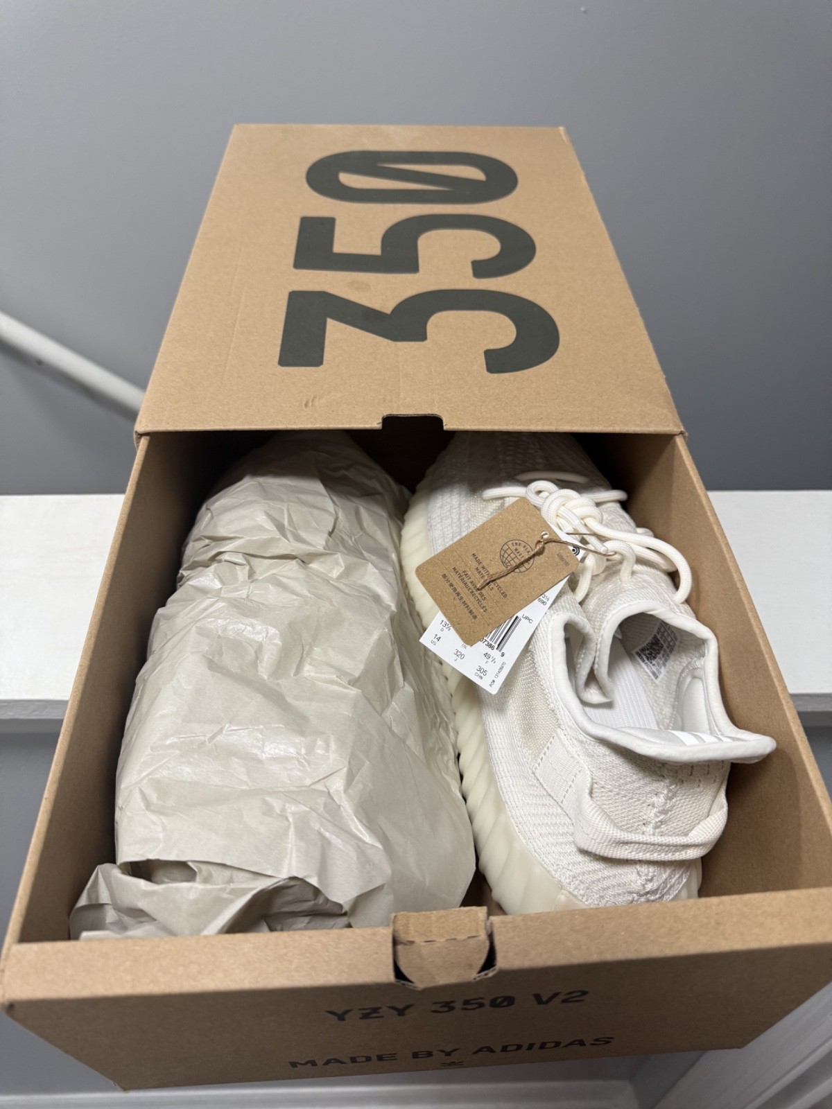 Size 14 - Adidas Yeezy Boost 350 V2 Low Bone New In Box 2022 Manufacture thumbnail 5