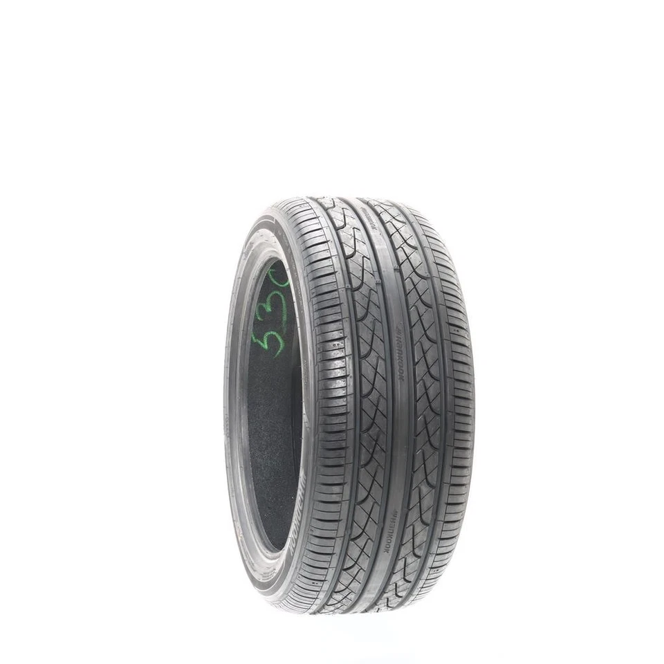 Nuevo 245/40R18 Hankook Ventus V2 concept2 97W Foto 2 de 4