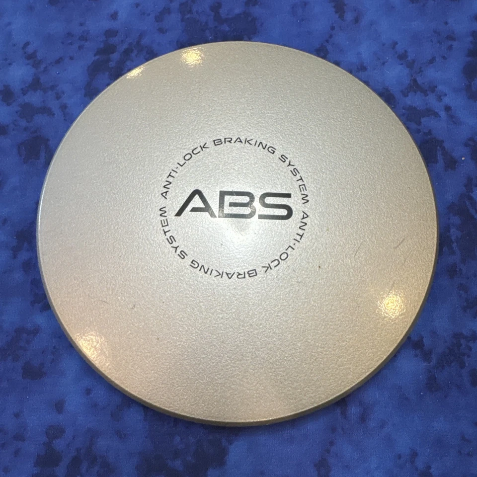 ONE 1992-1993 Pontiac Bonneville SSEi # 6504 tapa central de rueda plateada # 25551446 Foto 2 de 4