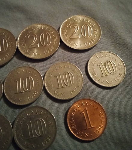 Malaysia 1968-88 20 10 & 1 Sen Coin Lot (18) - Picture 5 of 12