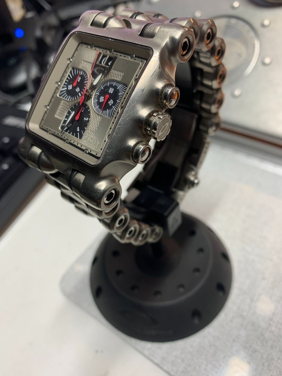 OAKLEY MINUTE MACHINE TANK SILVER TITANIUM WATCH From Japan OAKLEY MINUTE MACHINE TANK SILVER TITANIUM WATCH From Japan