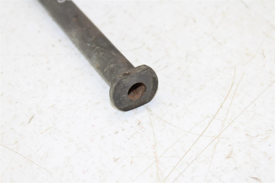 Гайка болта поворотного рычага 2003 Honda CRF 450R - Изображение 2 из 4